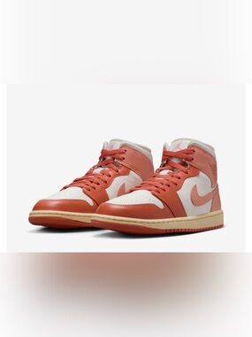 Air Jordan 1 Mid Women's Shoes W12/M10.5